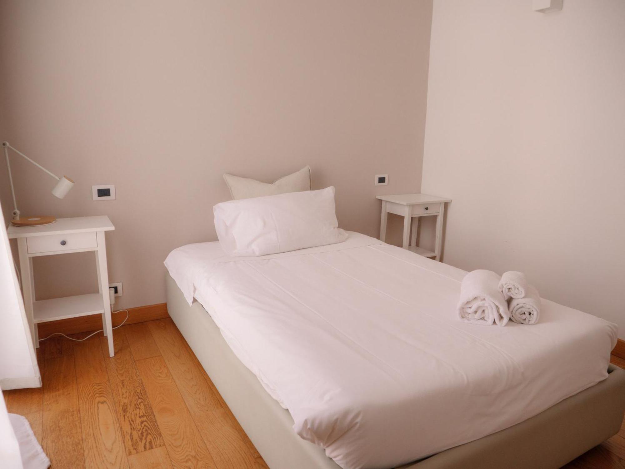 Colosseo Guest House ローマ エクステリア 写真