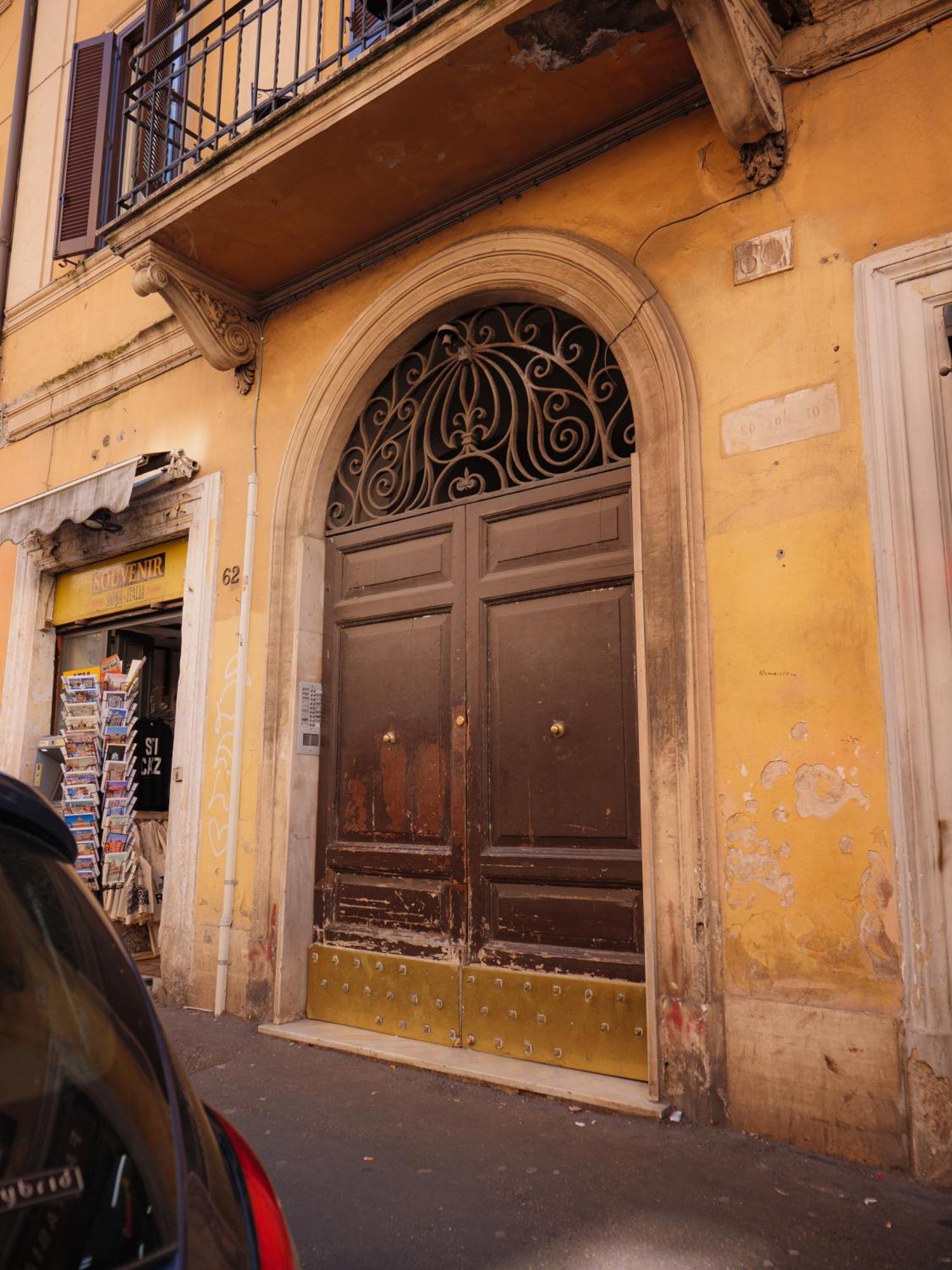 Colosseo Guest House ローマ エクステリア 写真