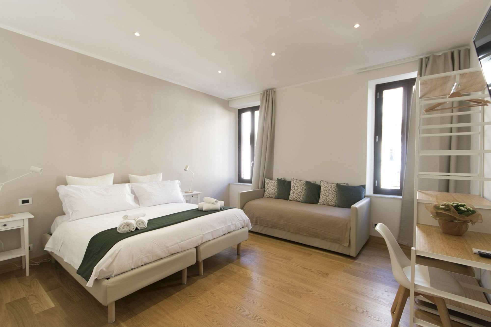 Colosseo Guest House ローマ エクステリア 写真
